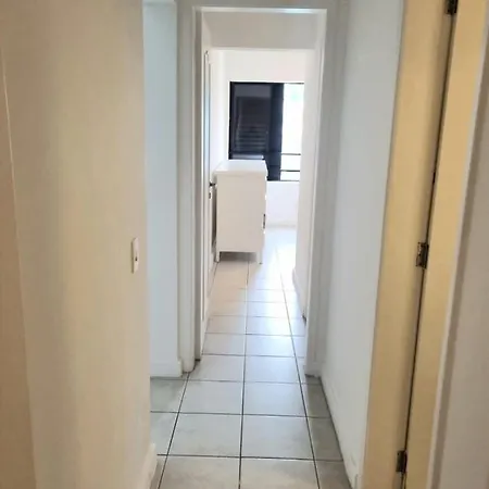 Apartamento excepcional Pitangueiras Guarujá/SP 100mt da Praia e comércio perto-3